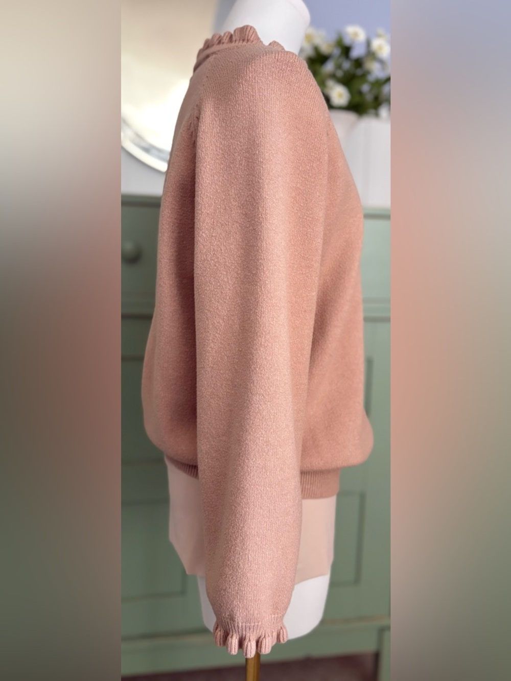 BTFBM Knit Sweater in Rosy Taupe w Ruffled Sleeve & Cuff - Half Button Closure L - Picture 4 of 11